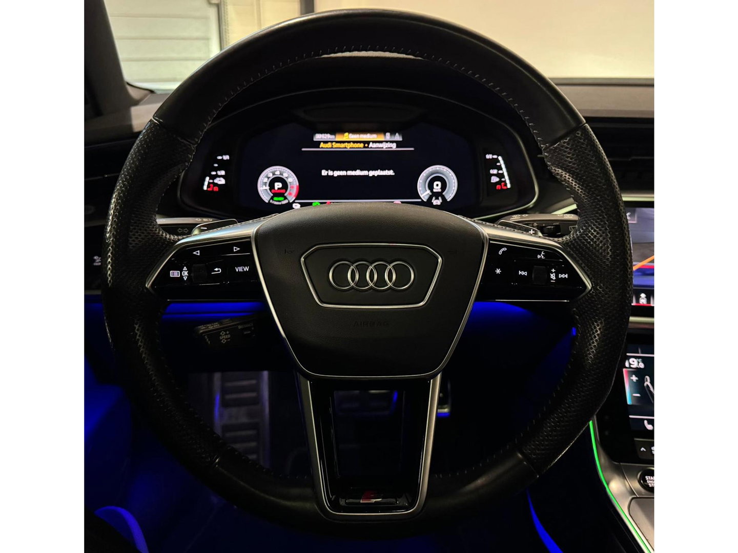 Audi A6 Avant 55 TFSI e quattro Competition PANO KEYLESS S-LINE