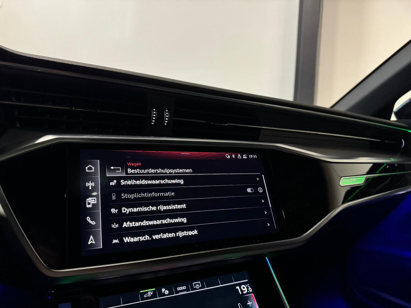 Audi A6 Avant 55 TFSI e quattro Competition PANO KEYLESS S-LINE