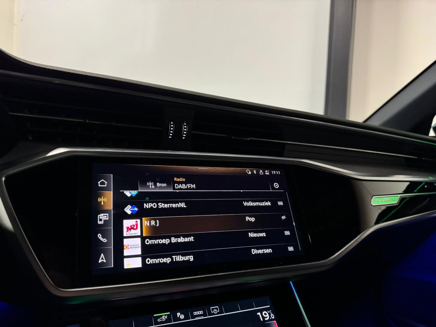 Audi A6 Avant 55 TFSI e quattro Competition PANO KEYLESS S-LINE