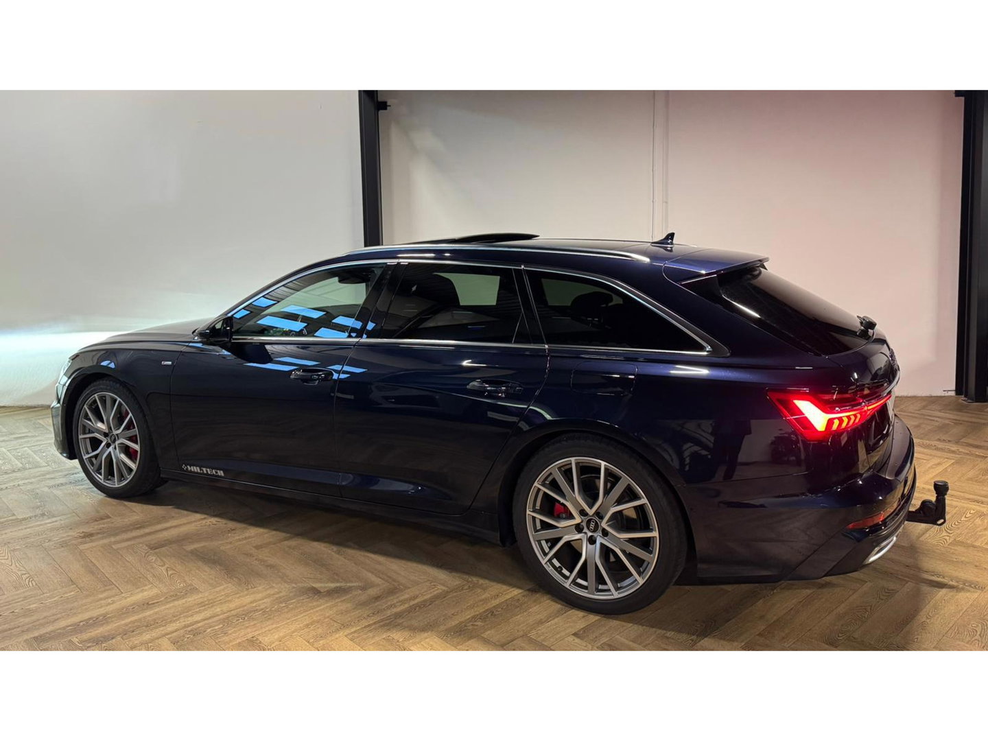Audi A6 Avant 55 TFSI e quattro Competition PANO KEYLESS S-LINE