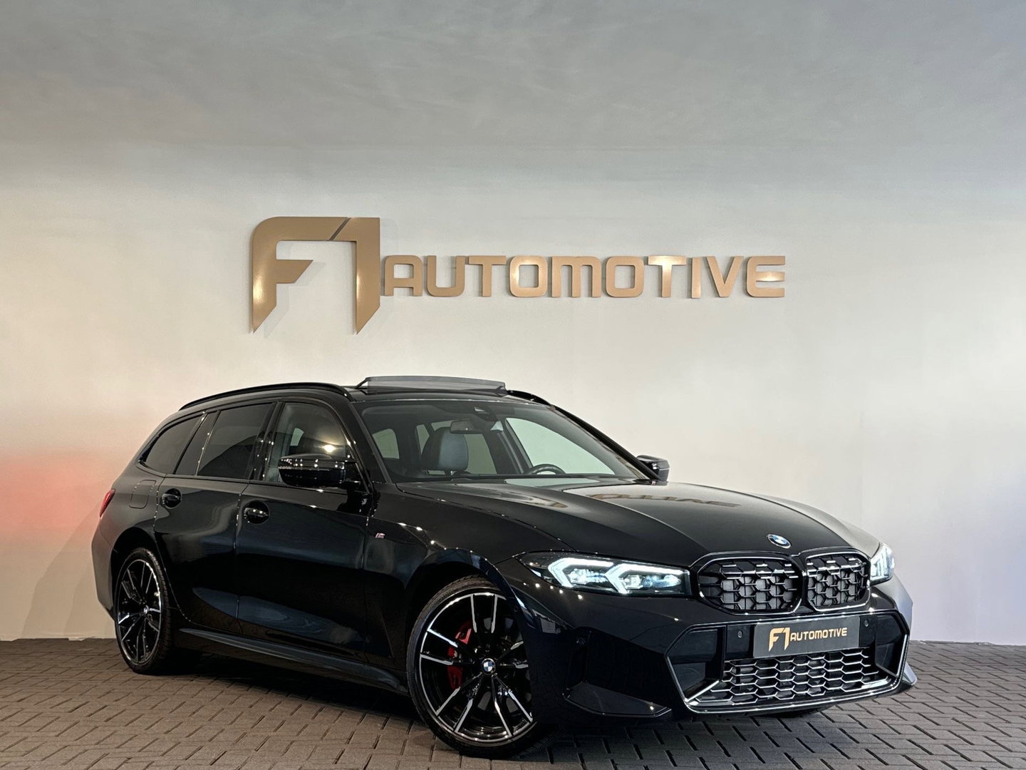 BMW 3 Serie Touring M340i xDrive Pano|Keyle|Laser|Memory|H/K