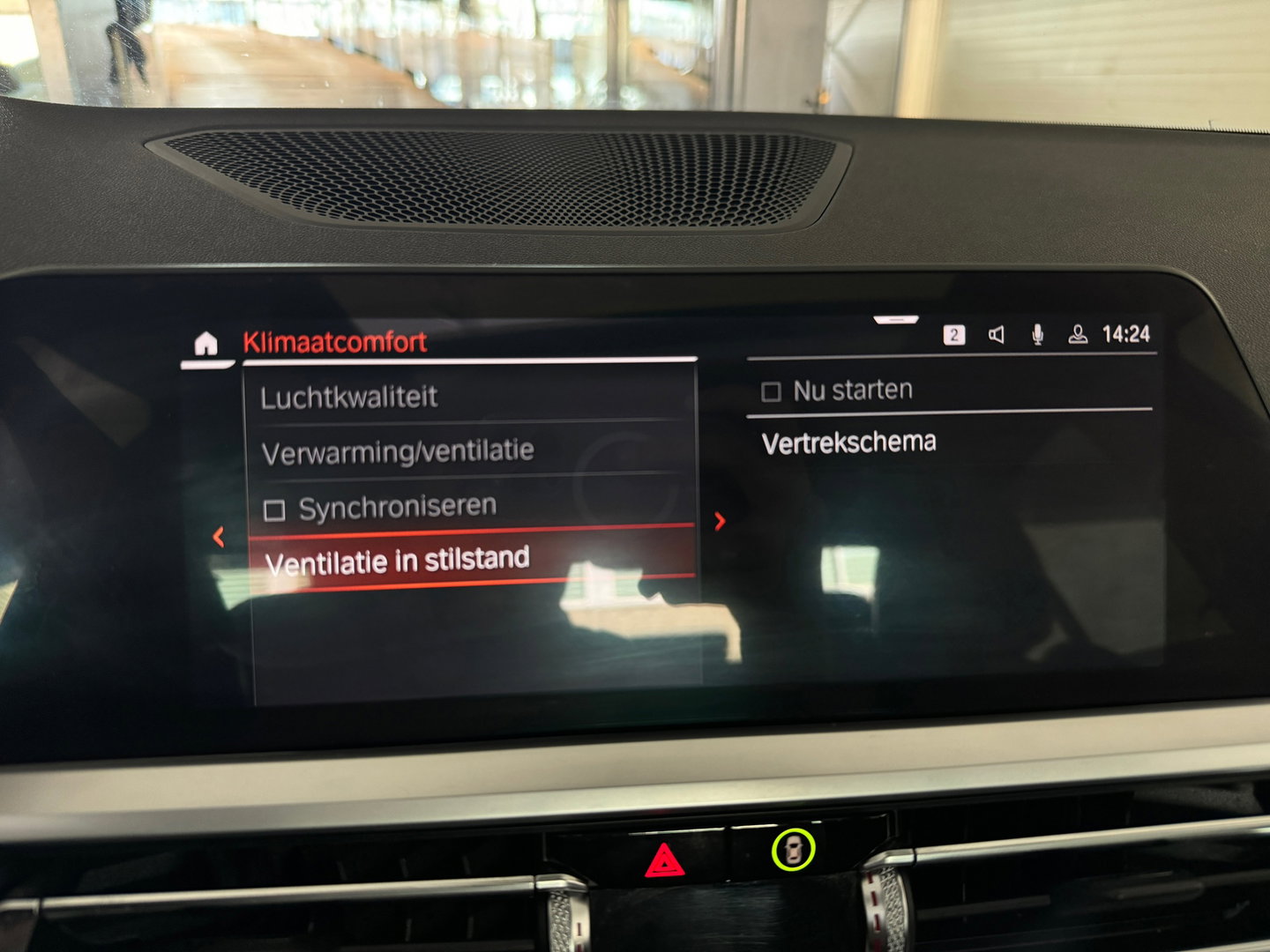 BMW 3-serie 330i High Executive M Sport Pano|HuD|Sfeer|NAP