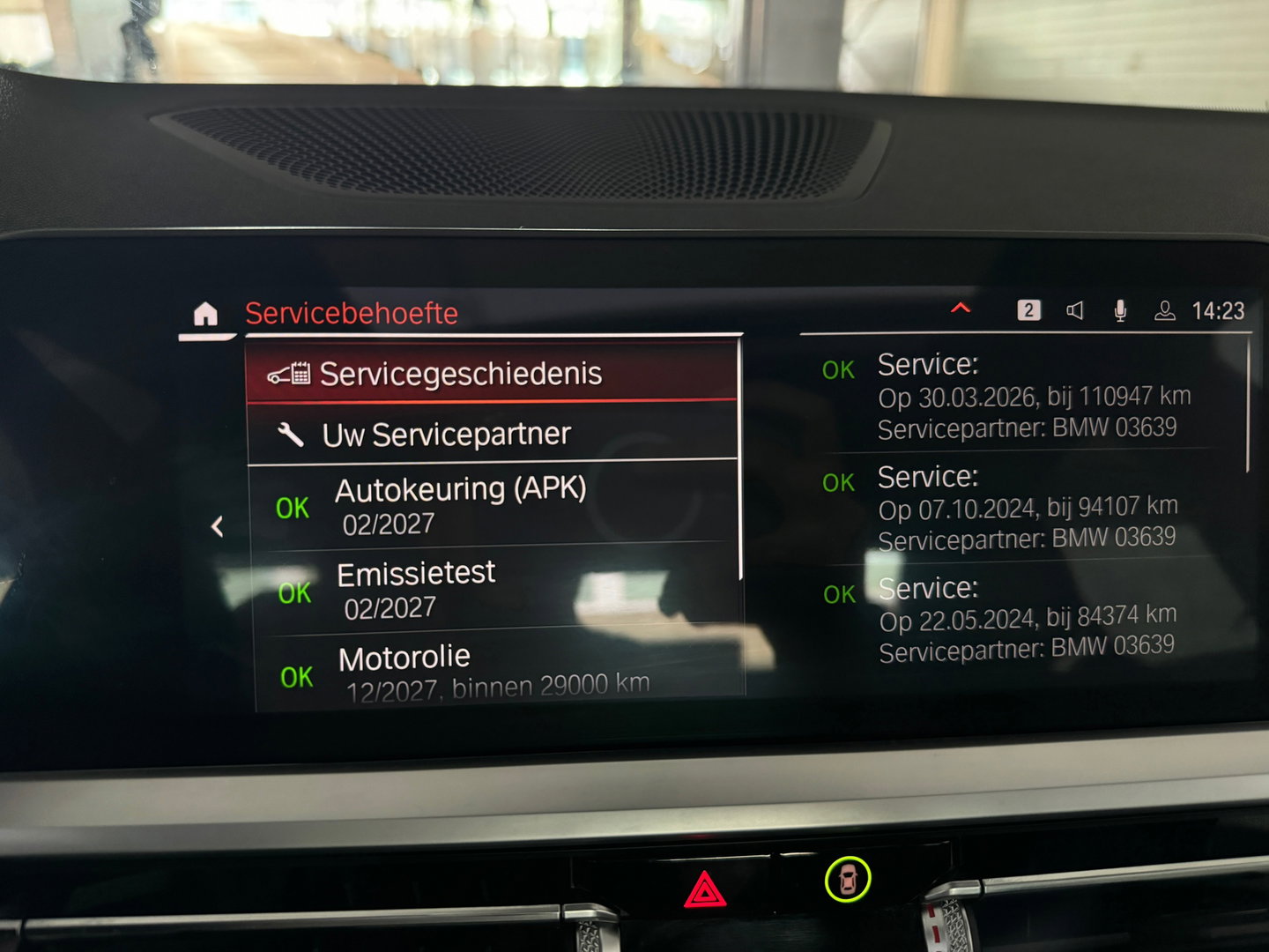 BMW 3-serie 330i High Executive M Sport Pano|HuD|Sfeer|NAP