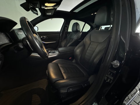 BMW 3-serie 330i High Executive M Sport Pano|HuD|Sfeer|NAP