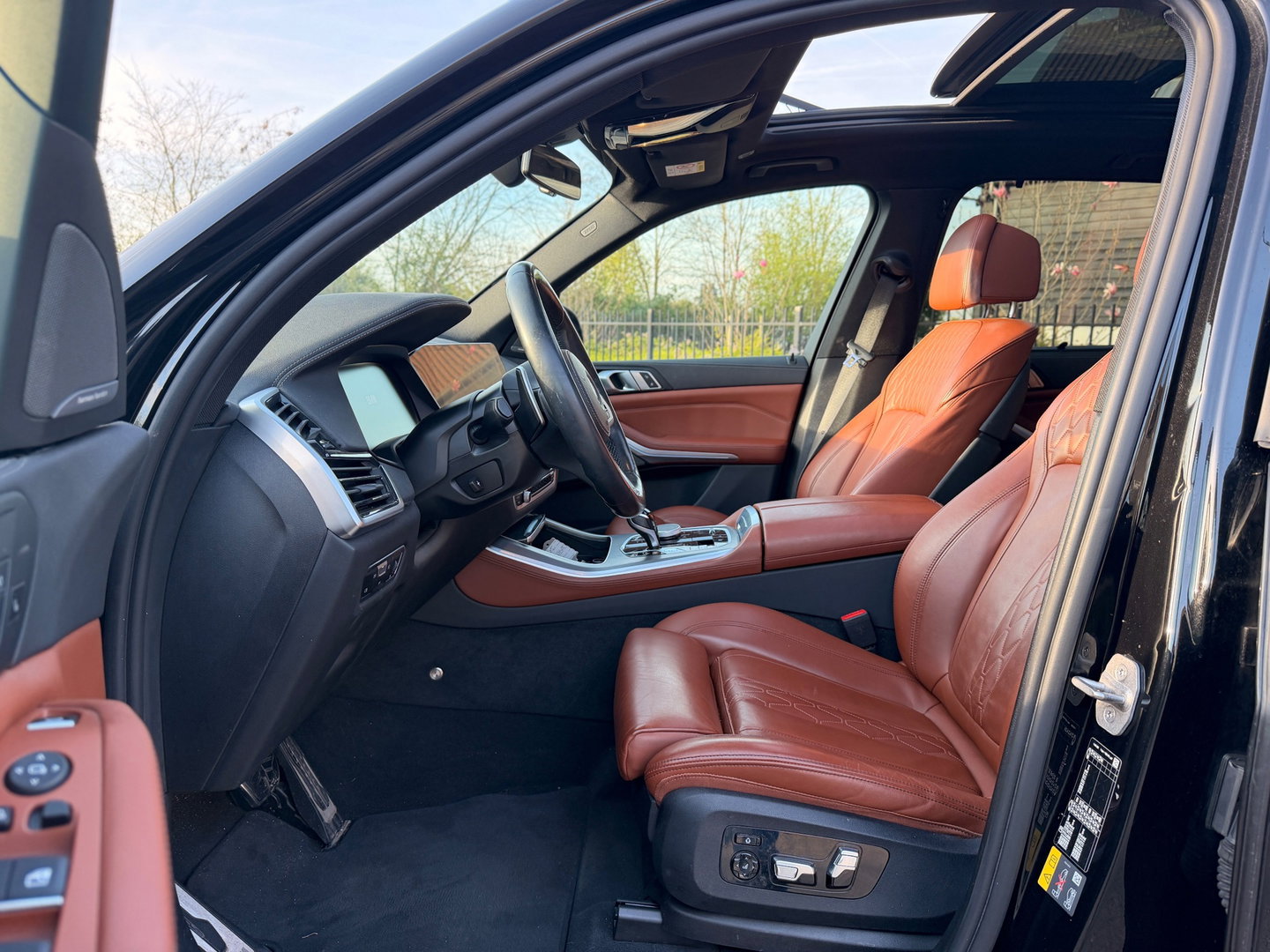 BMW X5 XDrive45e High Executive M-Sport Panoramadak Luchtvering 22"Lm Org-Ned Dealer Auto