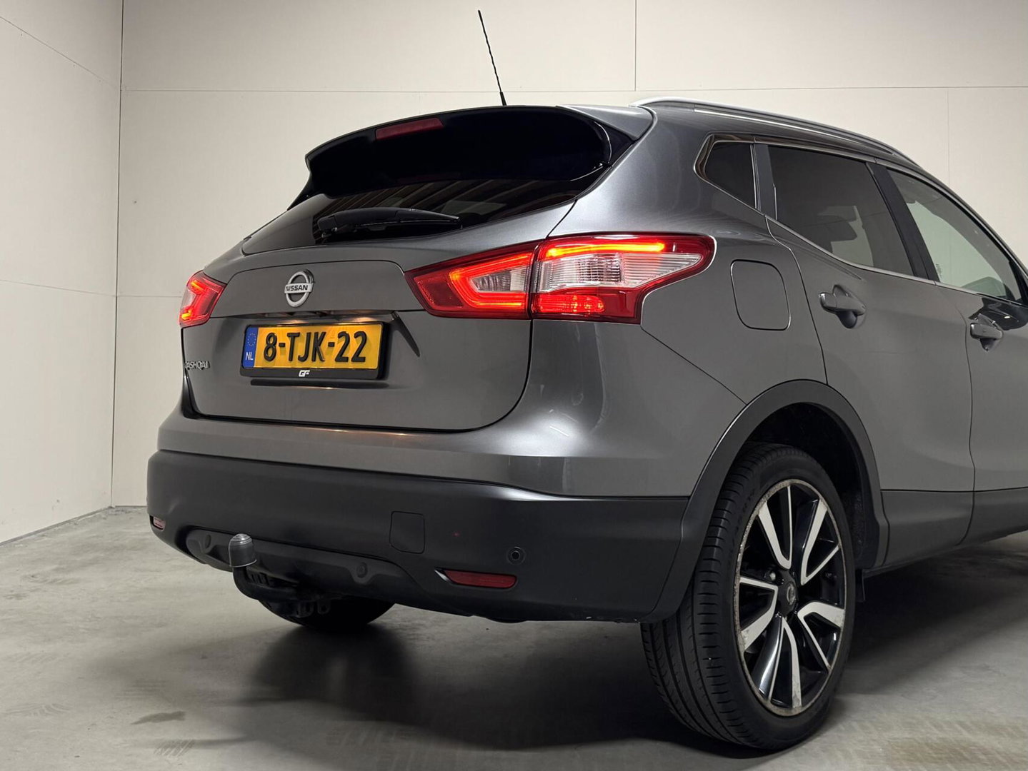 Nissan QASHQAI 1.2 Edition Pano Leer 360° Trekh. Cruise Navi NAP