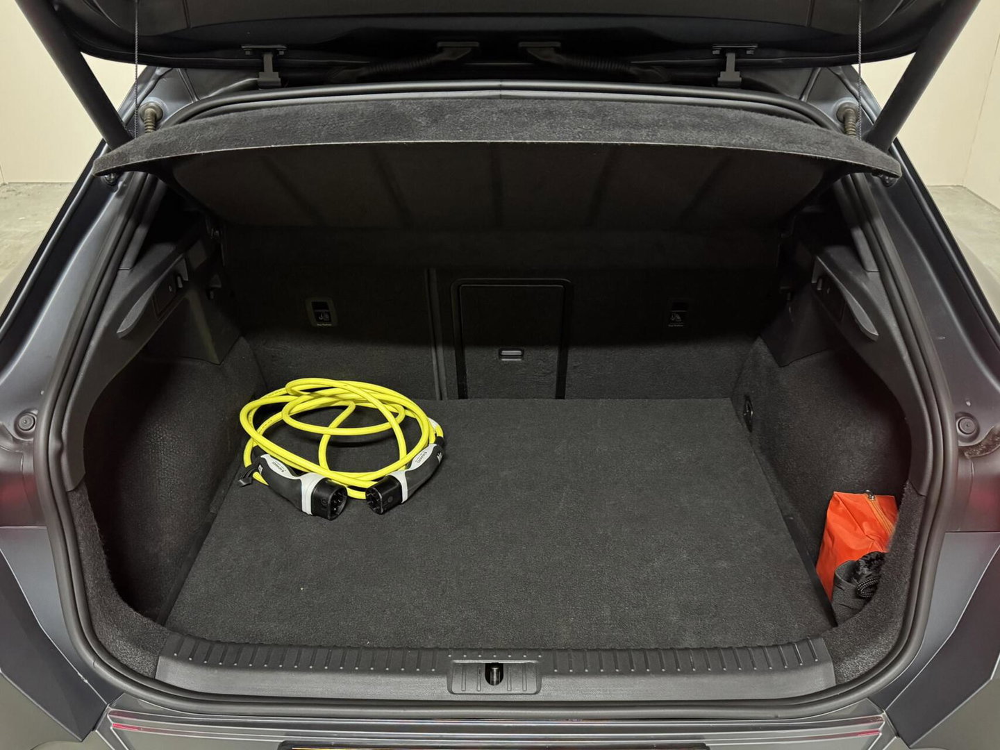 CUPRA Formentor 1.4 e-Hybrid VZ Performance Matt Pano Leer 360° Sfeer