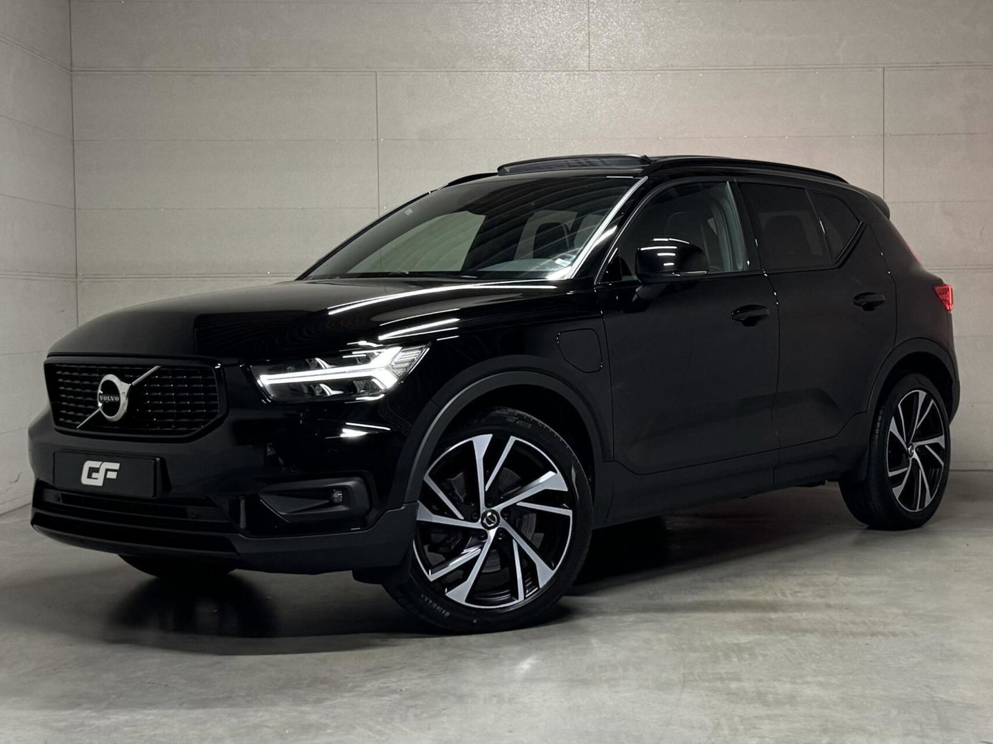 Volvo XC40 1.5 T5 Recharge R-Design Pano H/K 360° Carplay