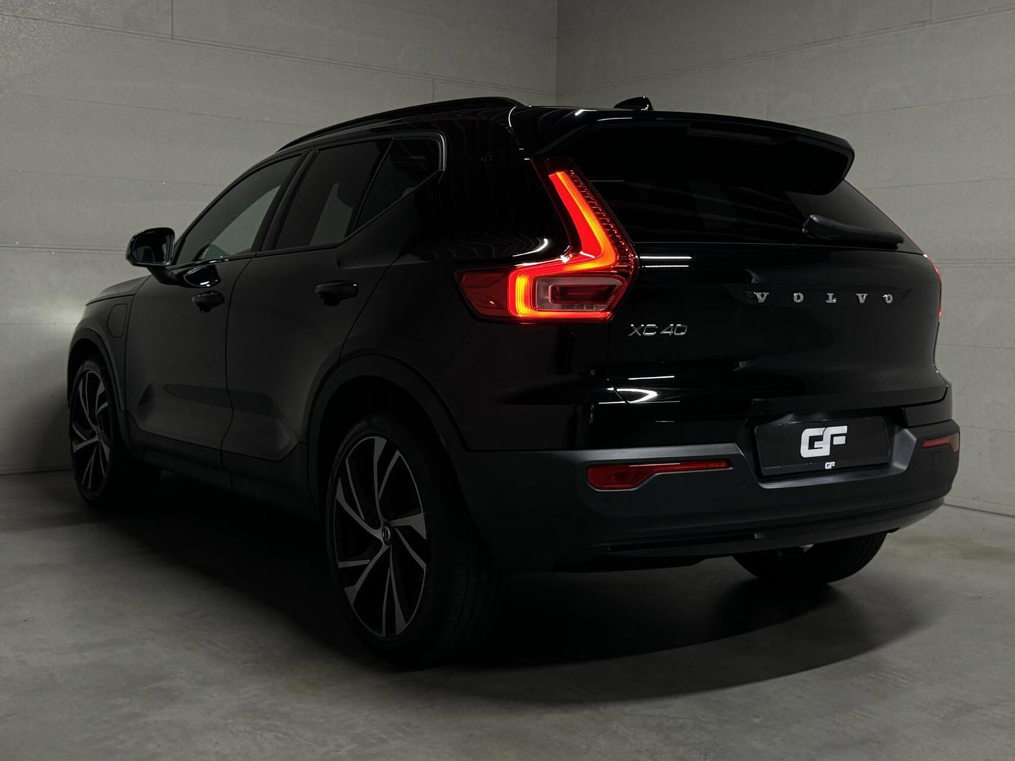 Volvo XC40 1.5 T5 Recharge R-Design Pano H/K 360° Carplay