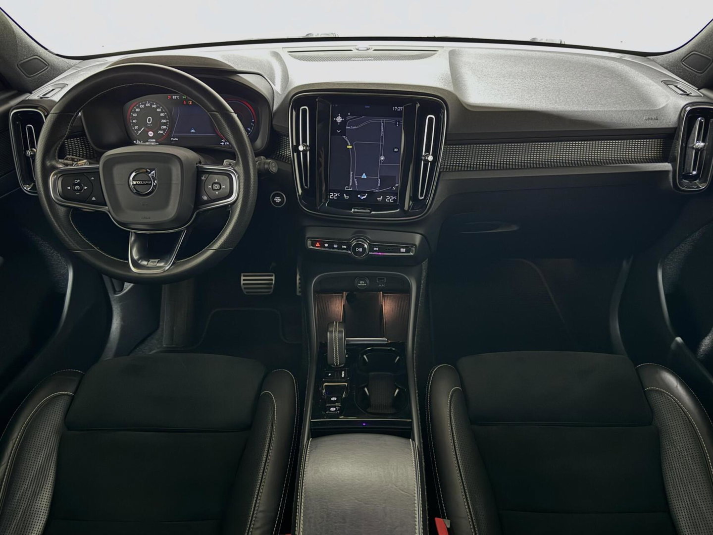 Volvo XC40 1.5 T5 Recharge R-Design Pano H/K 360° Carplay