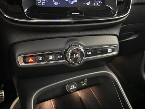 Volvo XC40 1.5 T5 Recharge R-Design Pano H/K 360° Carplay