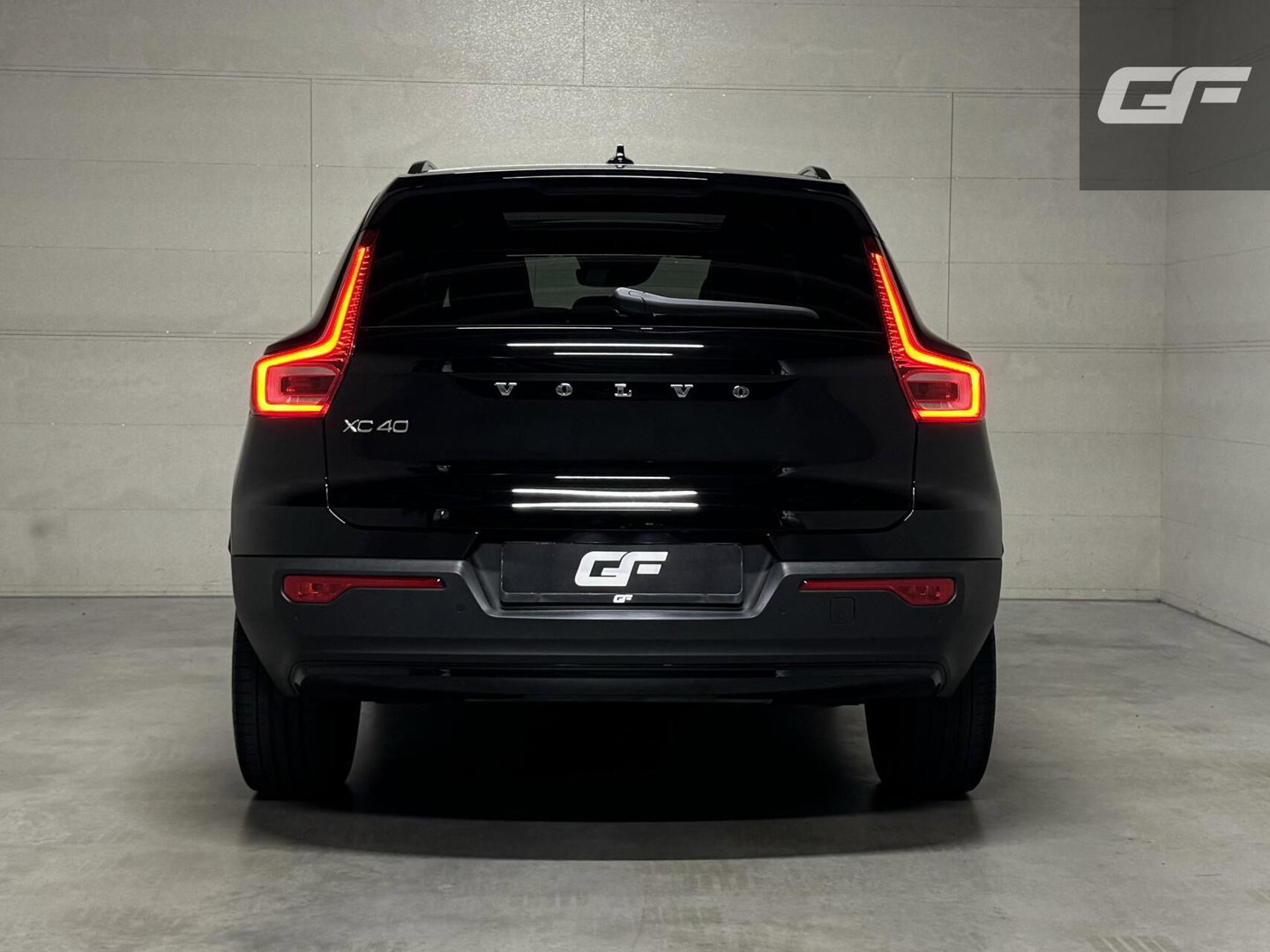 Volvo XC40 1.5 T5 Recharge R-Design Pano H/K 360° Carplay