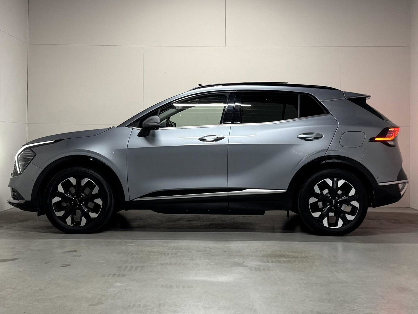 Kia Sportage 1.6 T-GDi Plug-in Hybrid AWD Pano 360° Carplay Stoel/stuur verw.