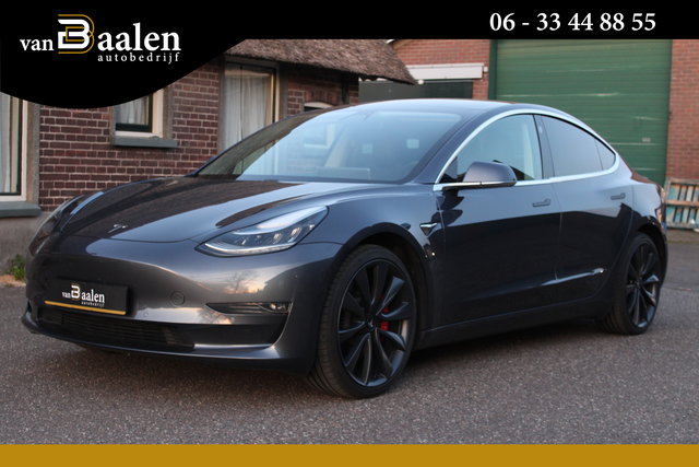 Tesla Model 3 - Performance AWD 75 kWh SOh 92,7% LEER NAVI PANO 105000KM!!