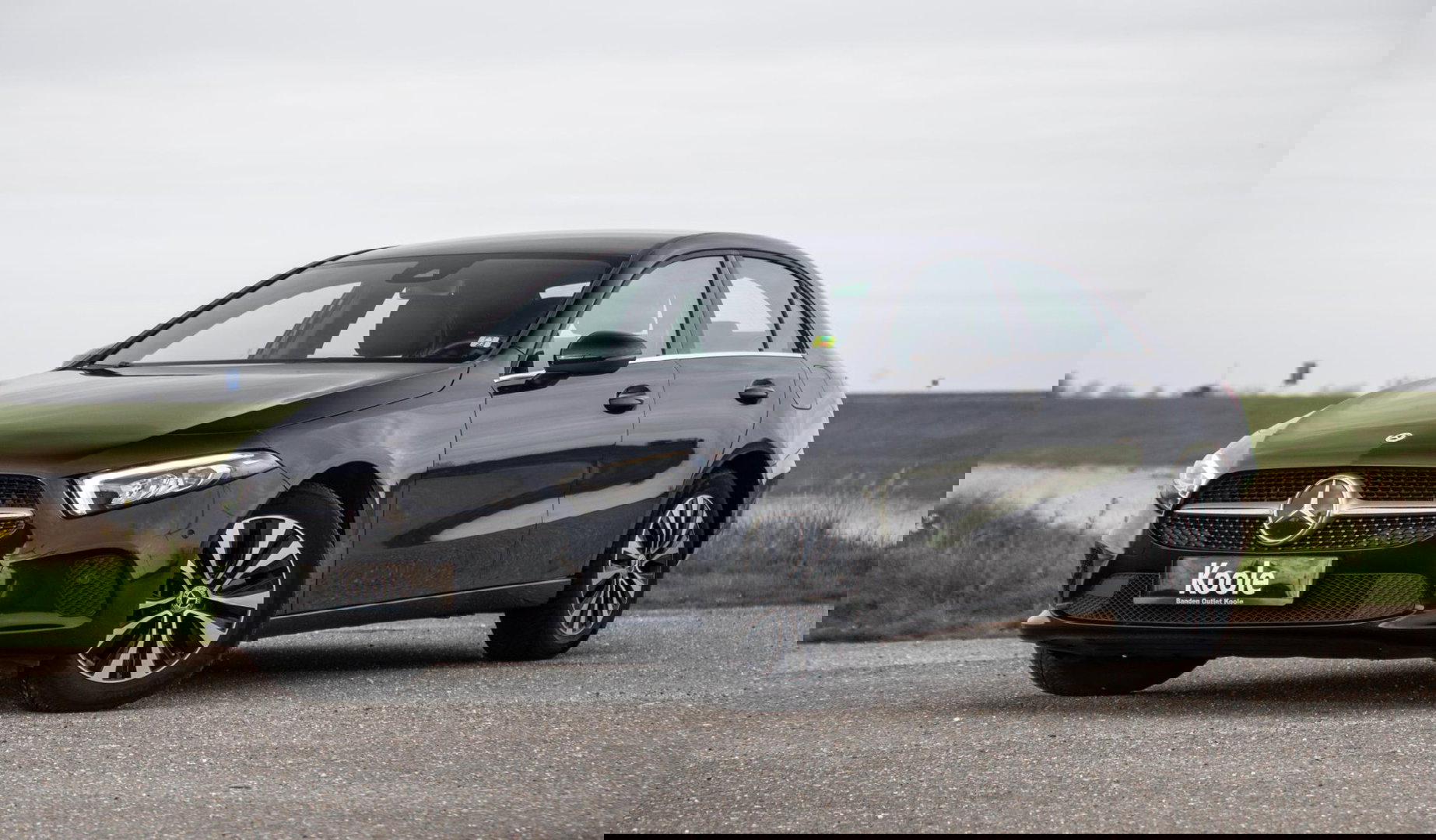 Mercedes-Benz A-Klasse 250 e Business Line AUTOMAAT / LEDER / CRUISE CONTROLE / CAMERA / CARPLAY