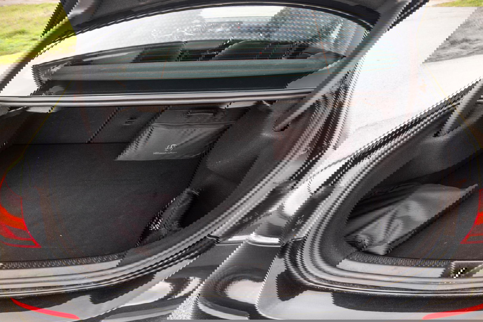 Mercedes-Benz A-Klasse 250 e Business Line AUTOMAAT / LEDER / CRUISE CONTROLE / CAMERA / CARPLAY