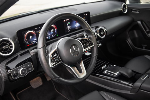 Mercedes-Benz A-Klasse 250 e Business Line AUTOMAAT / LEDER / CRUISE CONTROLE / CAMERA / CARPLAY
