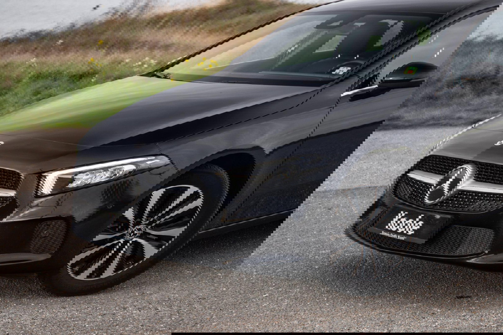 Mercedes-Benz A-Klasse 250 e Business Line AUTOMAAT / LEDER / CRUISE CONTROLE / CAMERA / CARPLAY