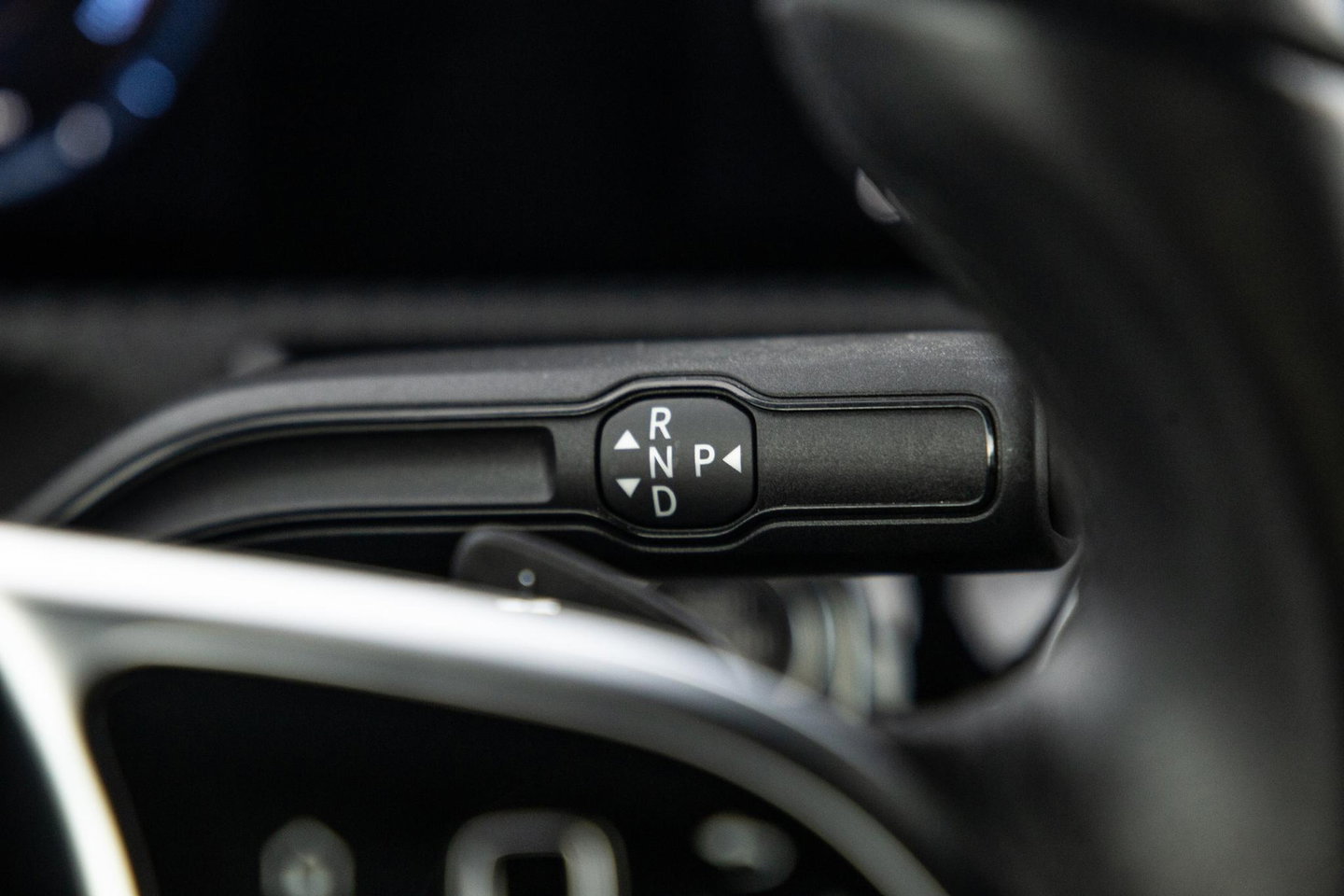 Mercedes-Benz A-Klasse 250 e Business Line AUTOMAAT / LEDER / CRUISE CONTROLE / CAMERA / CARPLAY