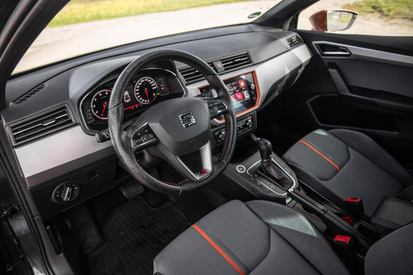 SEAT Ibiza 1.0 TSI FR Business Intense AUTOMAAT / BEATS / CRUISE CONTROLE / CARPLAY