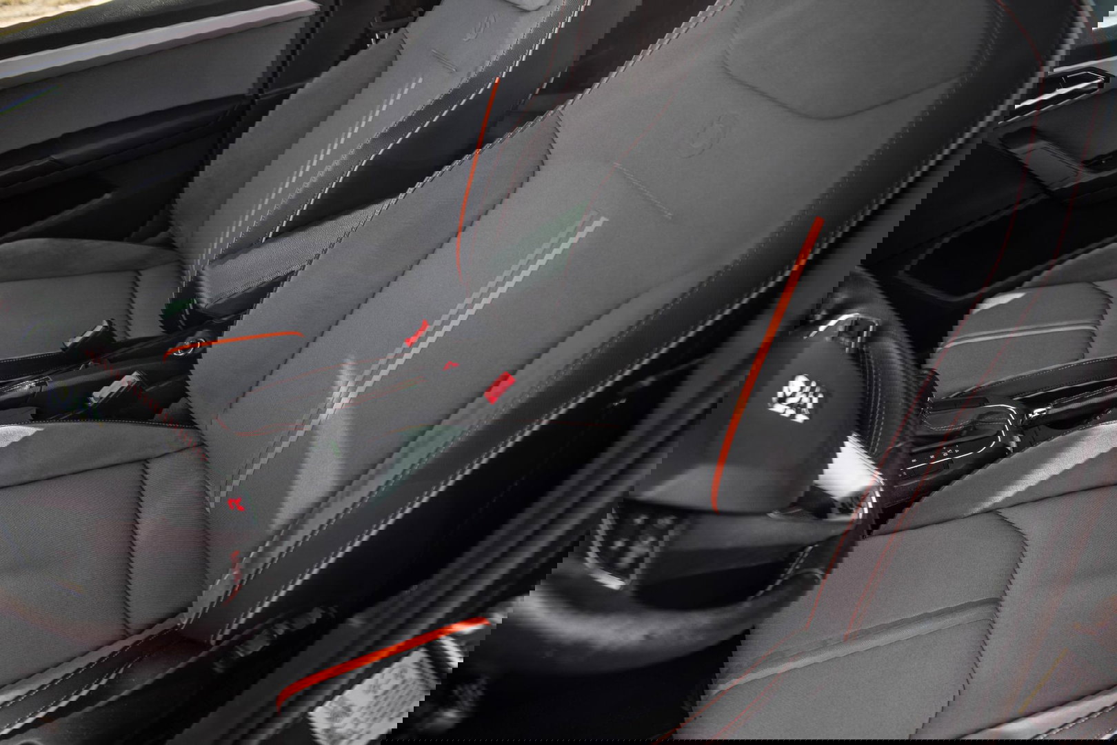 SEAT Ibiza 1.0 TSI FR Business Intense AUTOMAAT / BEATS / CRUISE CONTROLE / CARPLAY