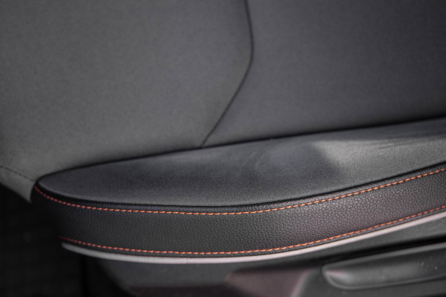 SEAT Ibiza 1.0 TSI FR Business Intense AUTOMAAT / BEATS / CRUISE CONTROLE / CARPLAY