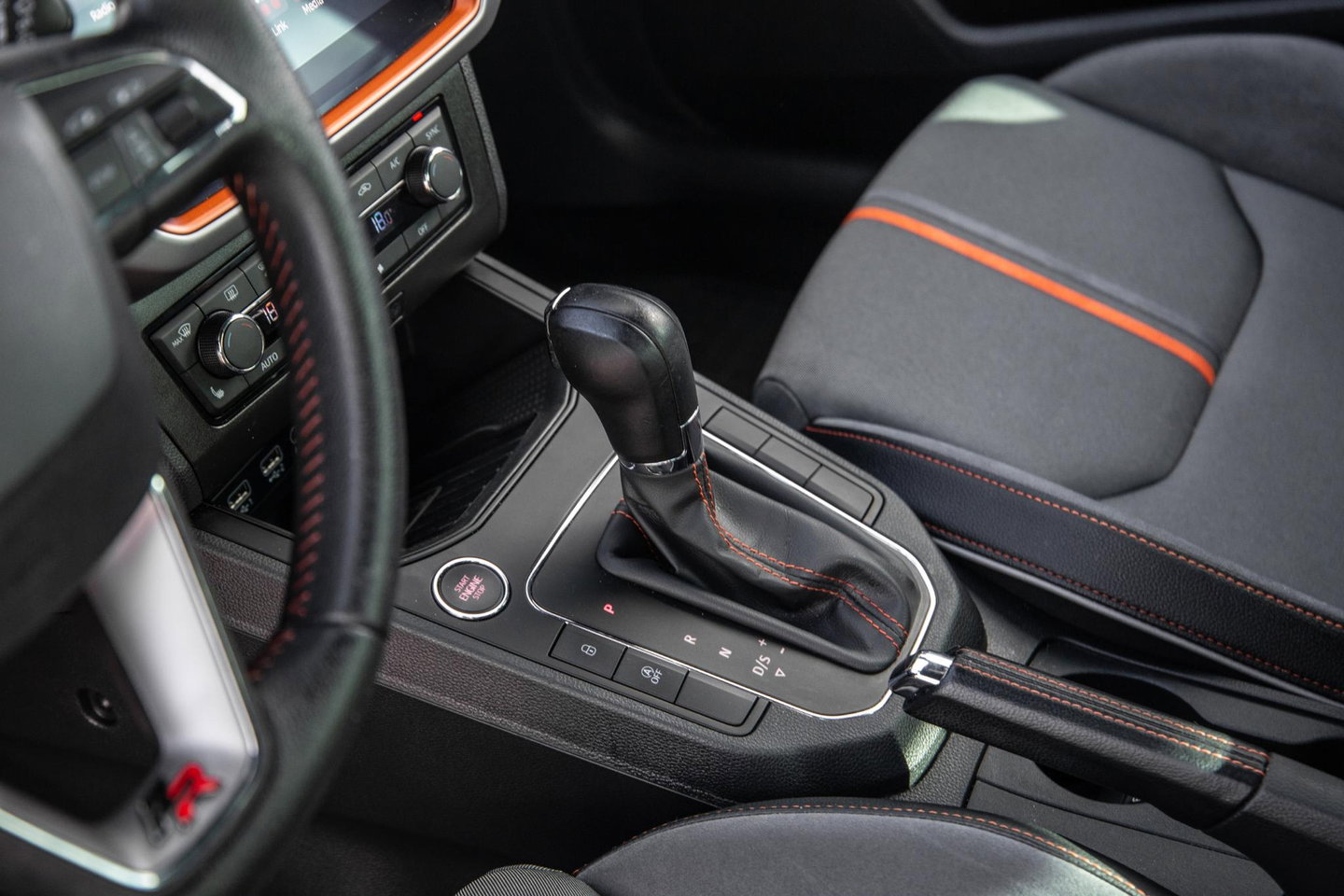 SEAT Ibiza 1.0 TSI FR Business Intense AUTOMAAT / BEATS / CRUISE CONTROLE / CARPLAY