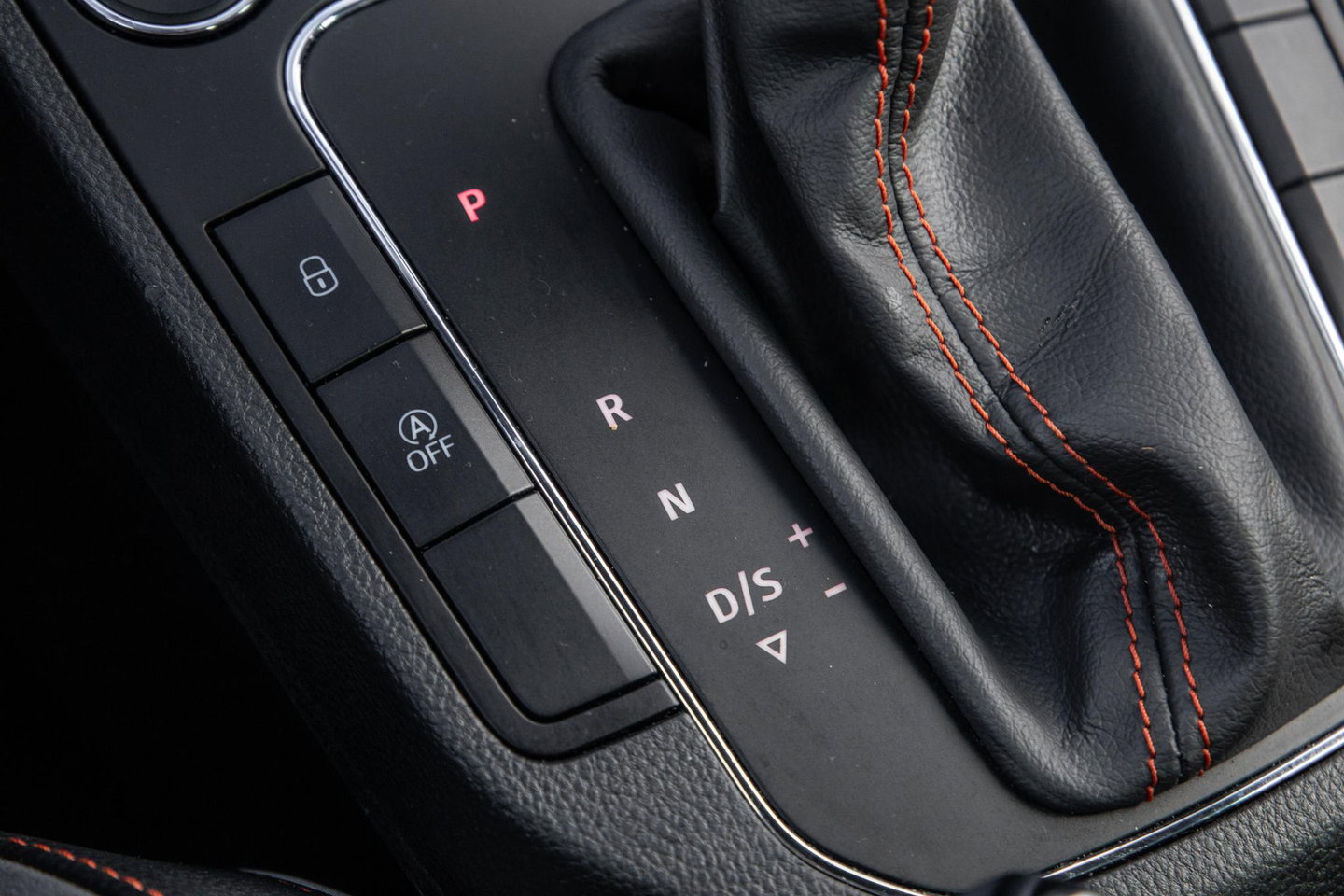 SEAT Ibiza 1.0 TSI FR Business Intense AUTOMAAT / BEATS / CRUISE CONTROLE / CARPLAY