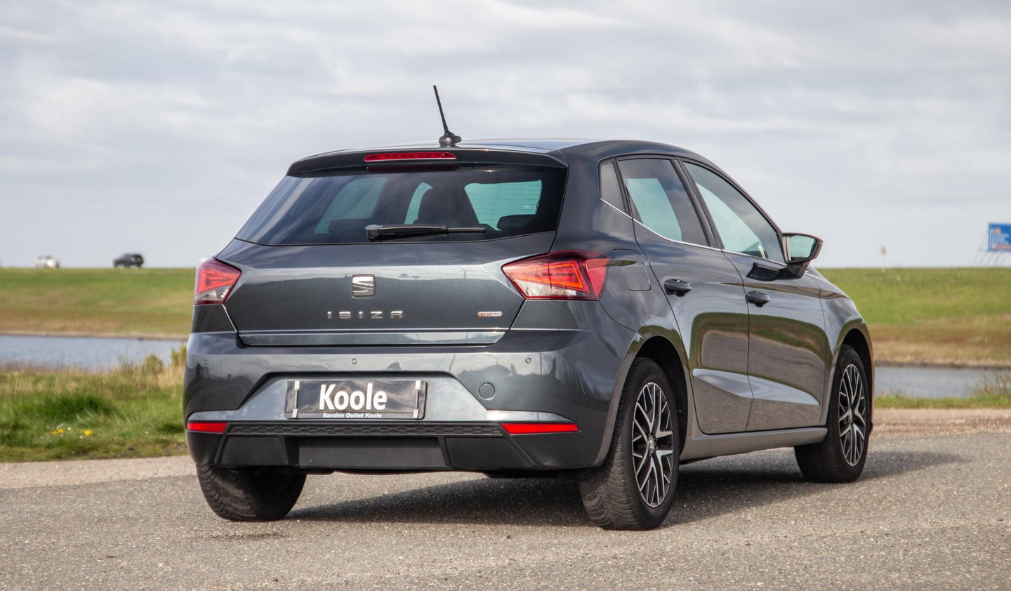 SEAT Ibiza 1.0 TSI FR Business Intense AUTOMAAT / BEATS / CRUISE CONTROLE / CARPLAY