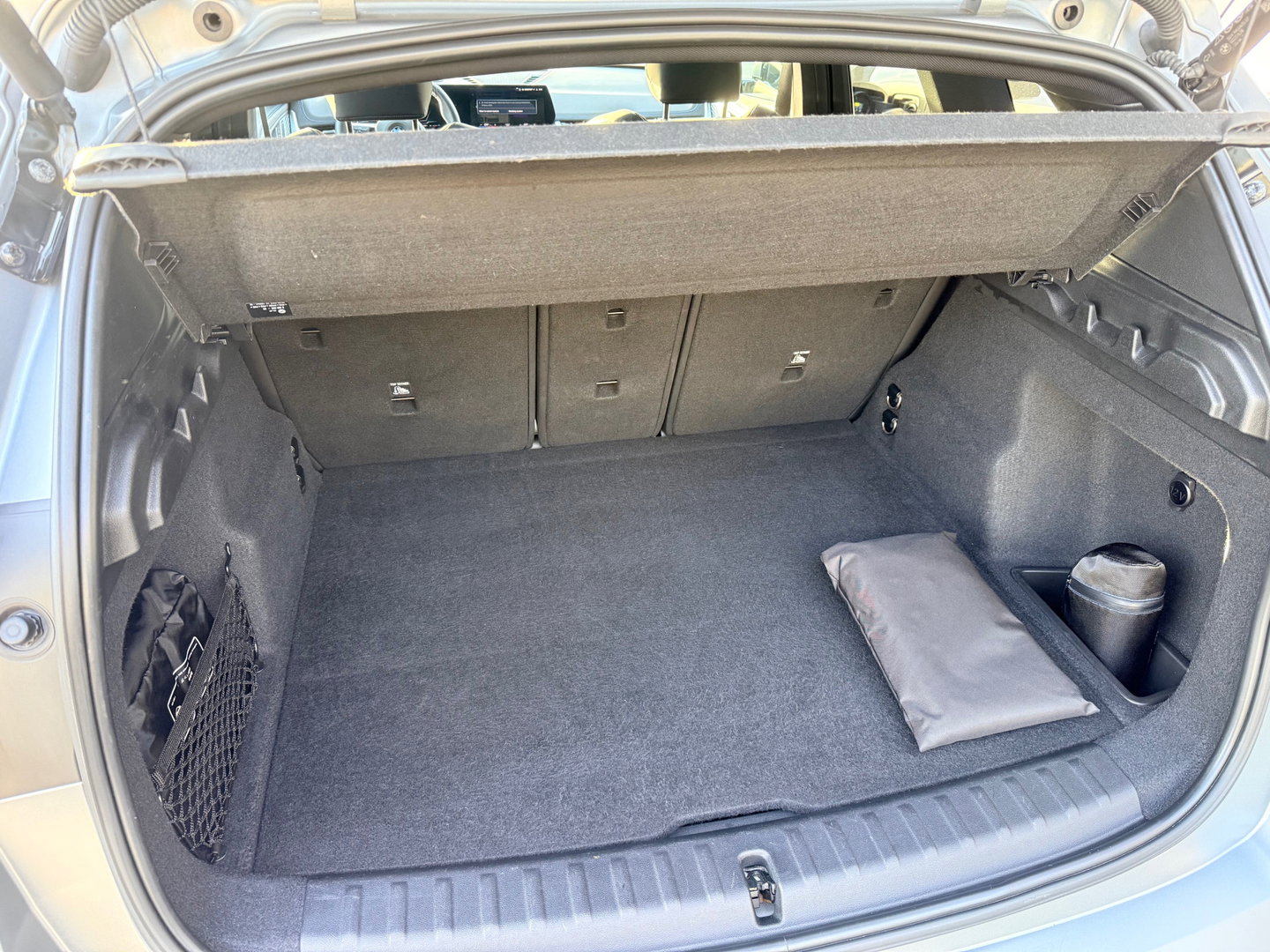 BMW X1 xDrive 23i 204pk 4Cilinder M-Sport - PANO - H&K - Memory - Dealer O.H. - Frozen Grey