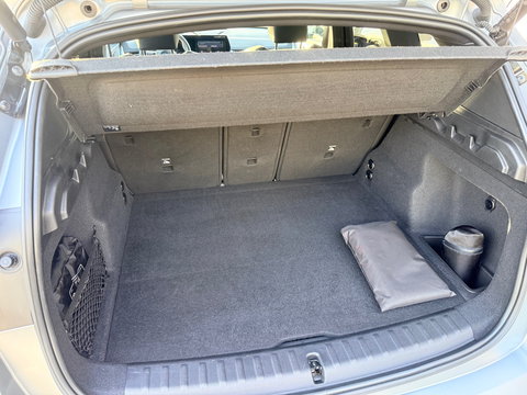 BMW X1 xDrive 23i 204pk 4Cilinder M-Sport - PANO - H&K - Memory - Dealer O.H. - Frozen Grey