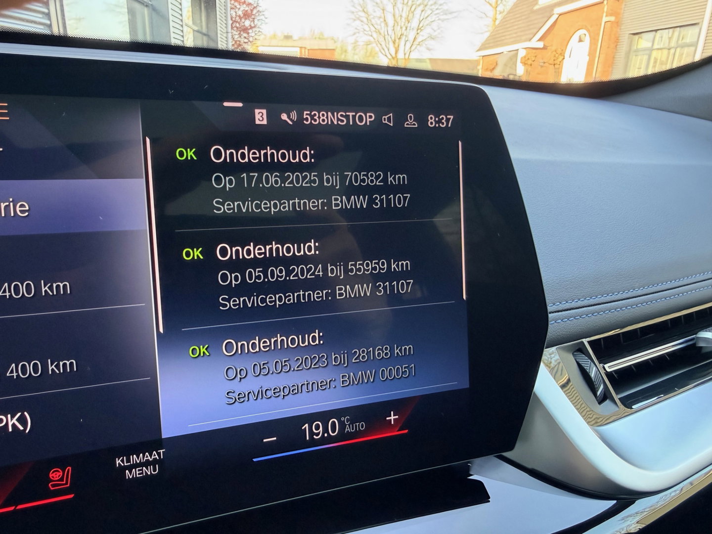 BMW X1 xDrive 23i 204pk 4Cilinder M-Sport - PANO - H&K - Memory - Dealer O.H. - Frozen Grey