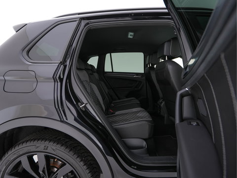 Volkswagen Tiguan 1.4 TSI Black-Style R-Line Business eHybrid ( Plug-in ) (INCL-BTW) *HEAD-UP | FULL-LED | ADAPTIVE-CRUISE | TOPVIEW | KEYLESS | DIGI-COCKPIT | HEATED-COMFORTSEATS | NAVI-FULLMAP | DAB+ | PRIVACYGLASS | ECC | CARPLAY | PDC | 20''ALU