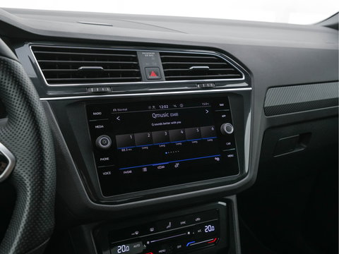 Volkswagen Tiguan 1.4 TSI Black-Style R-Line Business eHybrid ( Plug-in ) (INCL-BTW) *HEAD-UP | FULL-LED | ADAPTIVE-CRUISE | TOPVIEW | KEYLESS | DIGI-COCKPIT | HEATED-COMFORTSEATS | NAVI-FULLMAP | DAB+ | PRIVACYGLASS | ECC | CARPLAY | PDC | 20''ALU