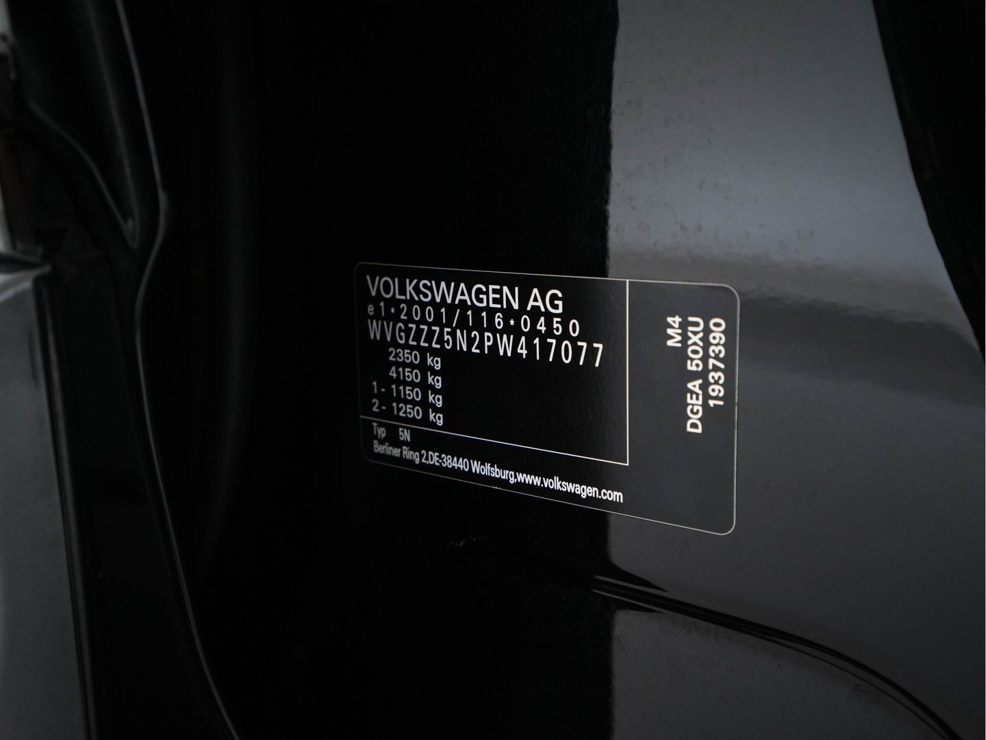 Volkswagen Tiguan 1.4 TSI Black-Style R-Line Business eHybrid ( Plug-in ) (INCL-BTW) *HEAD-UP | FULL-LED | ADAPTIVE-CRUISE | TOPVIEW | KEYLESS | DIGI-COCKPIT | HEATED-COMFORTSEATS | NAVI-FULLMAP | DAB+ | PRIVACYGLASS | ECC | CARPLAY | PDC | 20''ALU