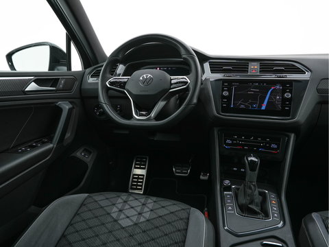 Volkswagen Tiguan 1.4 TSI Black-Style R-Line Business eHybrid ( Plug-in ) (INCL-BTW) *HEAD-UP | FULL-LED | ADAPTIVE-CRUISE | TOPVIEW | KEYLESS | DIGI-COCKPIT | HEATED-COMFORTSEATS | NAVI-FULLMAP | DAB+ | PRIVACYGLASS | ECC | CARPLAY | PDC | 20''ALU