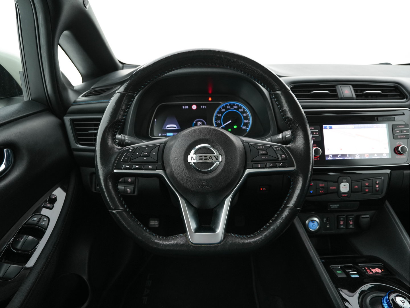 Nissan Leaf Acenta 40 kWh (INCL-BTW) Aut. *HEATPUMP | ADAPTIVE-CRUISE | KEYLESS | TOPVIEW | NAVI-FULLMAP | BLINDSPOT | DAB+ | HEATED-COMFORTSEATS | DIGI-COCKPIT | PRIVACYGLASS | 16"ALU*