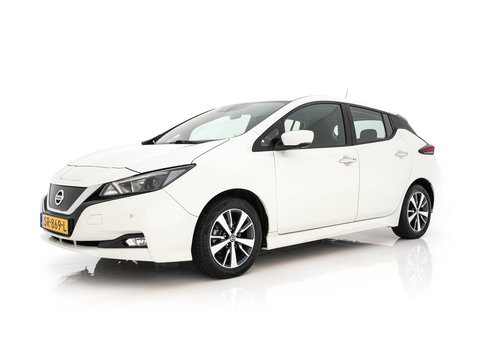 Nissan Leaf Acenta 40 kWh (INCL-BTW) Aut. *HEATPUMP | ADAPTIVE-CRUISE | KEYLESS | TOPVIEW | NAVI-FULLMAP | BLINDSPOT | DAB+ | HEATED-COMFORTSEATS | DIGI-COCKPIT | PRIVACYGLASS | 16"ALU*