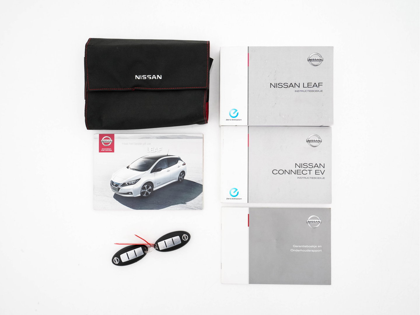 Nissan Leaf Acenta 40 kWh (INCL-BTW) Aut. *HEATPUMP | ADAPTIVE-CRUISE | KEYLESS | TOPVIEW | NAVI-FULLMAP | BLINDSPOT | DAB+ | HEATED-COMFORTSEATS | DIGI-COCKPIT | PRIVACYGLASS | 16"ALU*