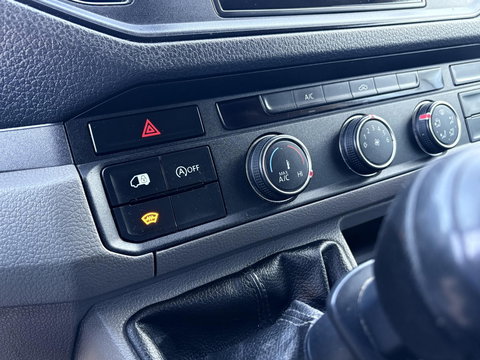 Volkswagen Crafter 35 2.0 TDI L4H3 170 PK | ERGO SEAT | CAMERA | PARKEERSENSOREN RONDOM