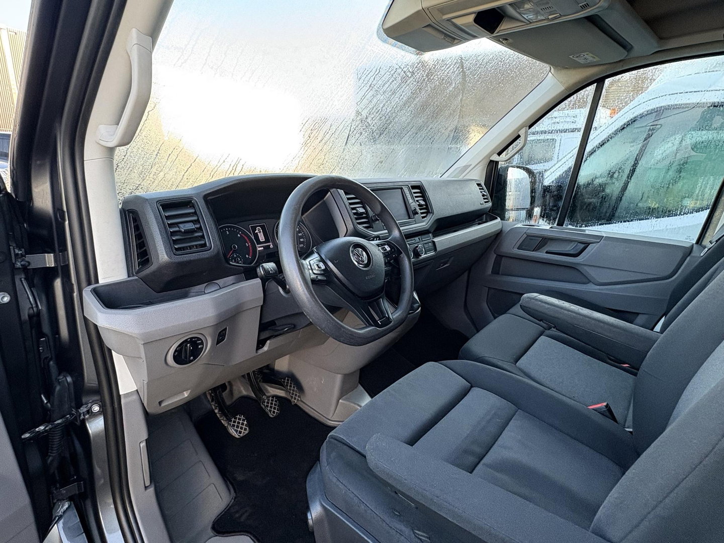 Volkswagen Crafter 35 2.0 TDI L4H3 170 PK | ERGO SEAT | CAMERA | PARKEERSENSOREN RONDOM