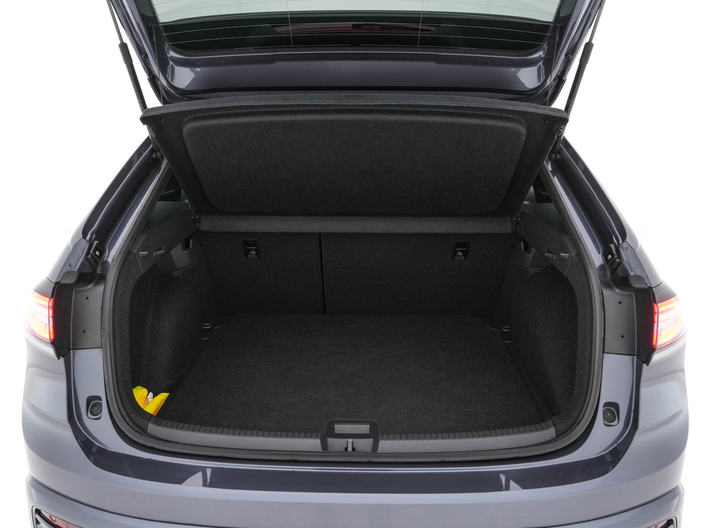 Volkswagen Taigo 1.5 TSI R-Line Aut. *PANO | ADAPTIVE-CRUISE | FULL-LED | BLINDSPOT | HEATED-SPORTSEATS | DIGI-COCKPIT | PRIVACY-GLASS | SHIFTPADDLES | CAMERA | KEYLESS | DAB | NAVI-FULLMAP | ECC | CARPLAY | PDC | 18''ALU*