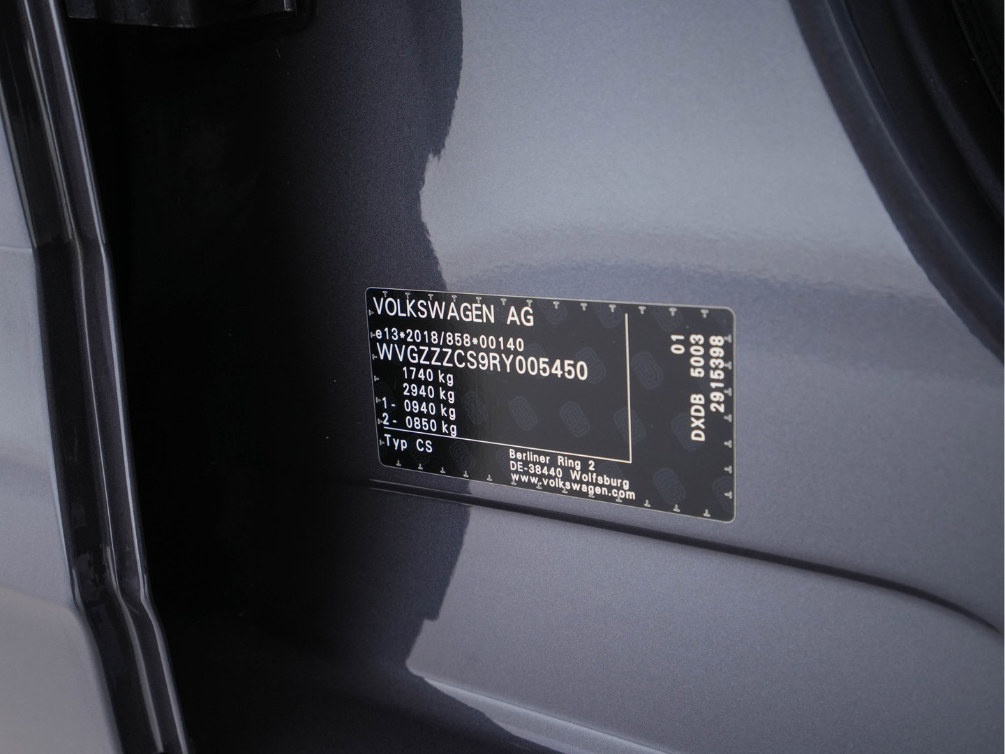 Volkswagen Taigo 1.5 TSI R-Line Aut. *PANO | ADAPTIVE-CRUISE | FULL-LED | BLINDSPOT | HEATED-SPORTSEATS | DIGI-COCKPIT | PRIVACY-GLASS | SHIFTPADDLES | CAMERA | KEYLESS | DAB | NAVI-FULLMAP | ECC | CARPLAY | PDC | 18''ALU*