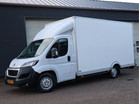 Peugeot Boxer 2.2 BlueHDi 141pk Euro 6 Bakwagen 4,5m - Navi - Camera - Cruise