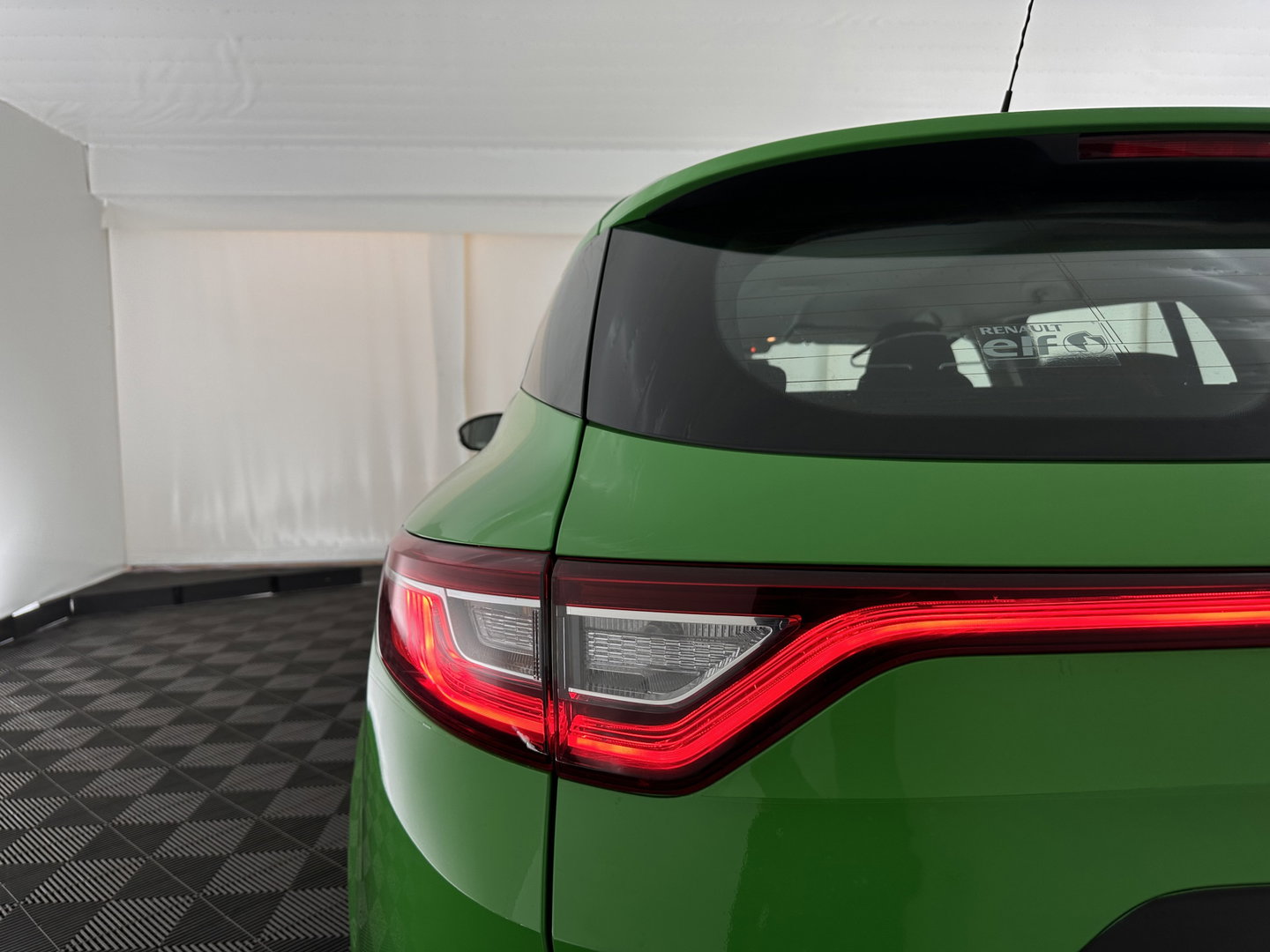 Renault Mégane Estate 1.5 Blue dCi Zen (INCL-BTW) *NAVI-FULLMAP | COMFORT-SEATS | DAB | ECC | PDC | CRUISE | TOWBAR*