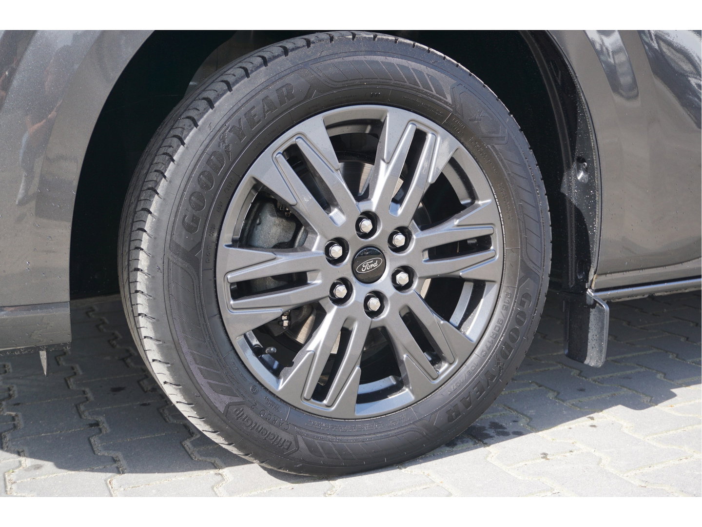 Ford Transit Custom 300L 170PK Limited DC AUT BPM VRIJ!! Navi, 360° Camera, Trekhaak, LED, 17" LM!! NR. 567