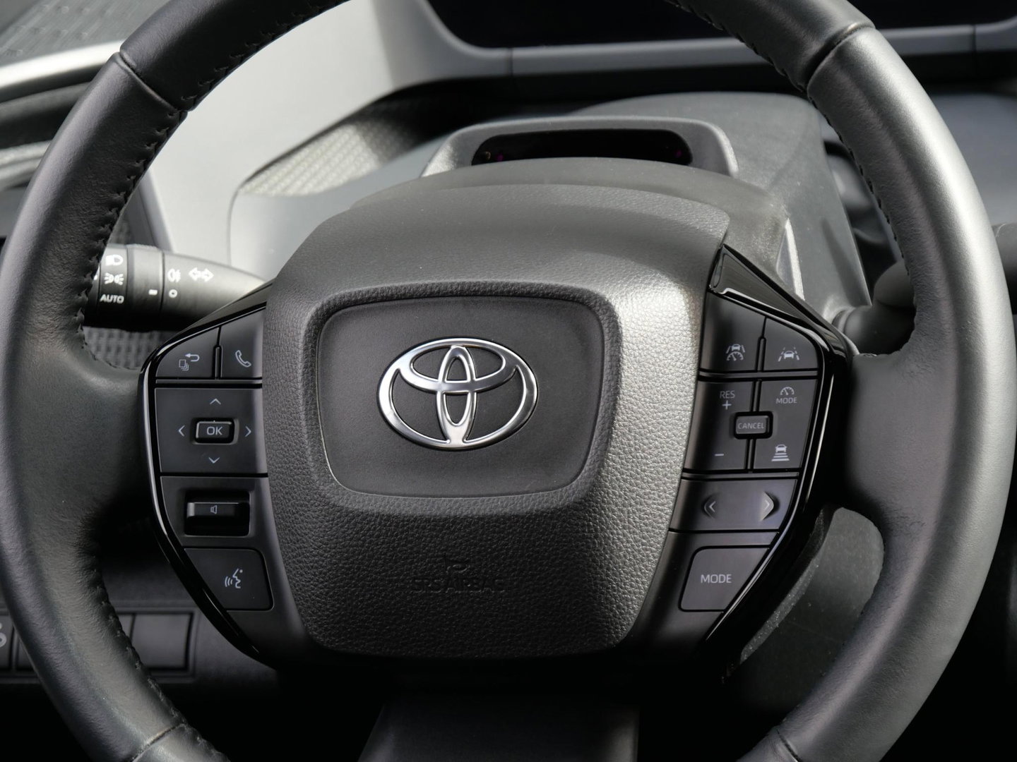 Toyota Bz4x 71kWh/ 360° CAMERA/ ELEKT. KLEP/ HALF LEDEREN INTERIEUR