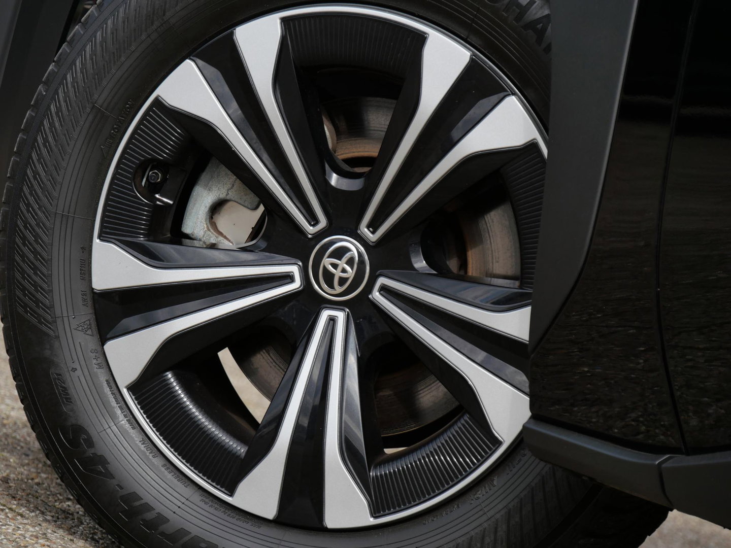 Toyota Bz4x 71kWh/ 360° CAMERA/ ELEKT. KLEP/ HALF LEDEREN INTERIEUR