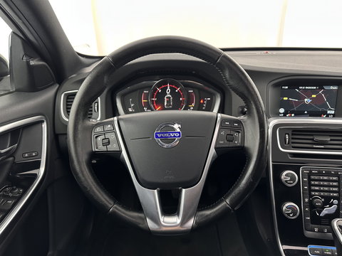 Volvo V60 2.4 D5 Twin Engine Summum Aut. *PANO | LEATHER | ADAPTIVE-CRUISE | XENON | BLIS | MEMORY-PACK | CAMERA | HEATED-COMFORTSEATS | NAVI-FULLMAP | PRIVACY-GLASS | ECC | PDC | 18''ALU | TOWBAR*