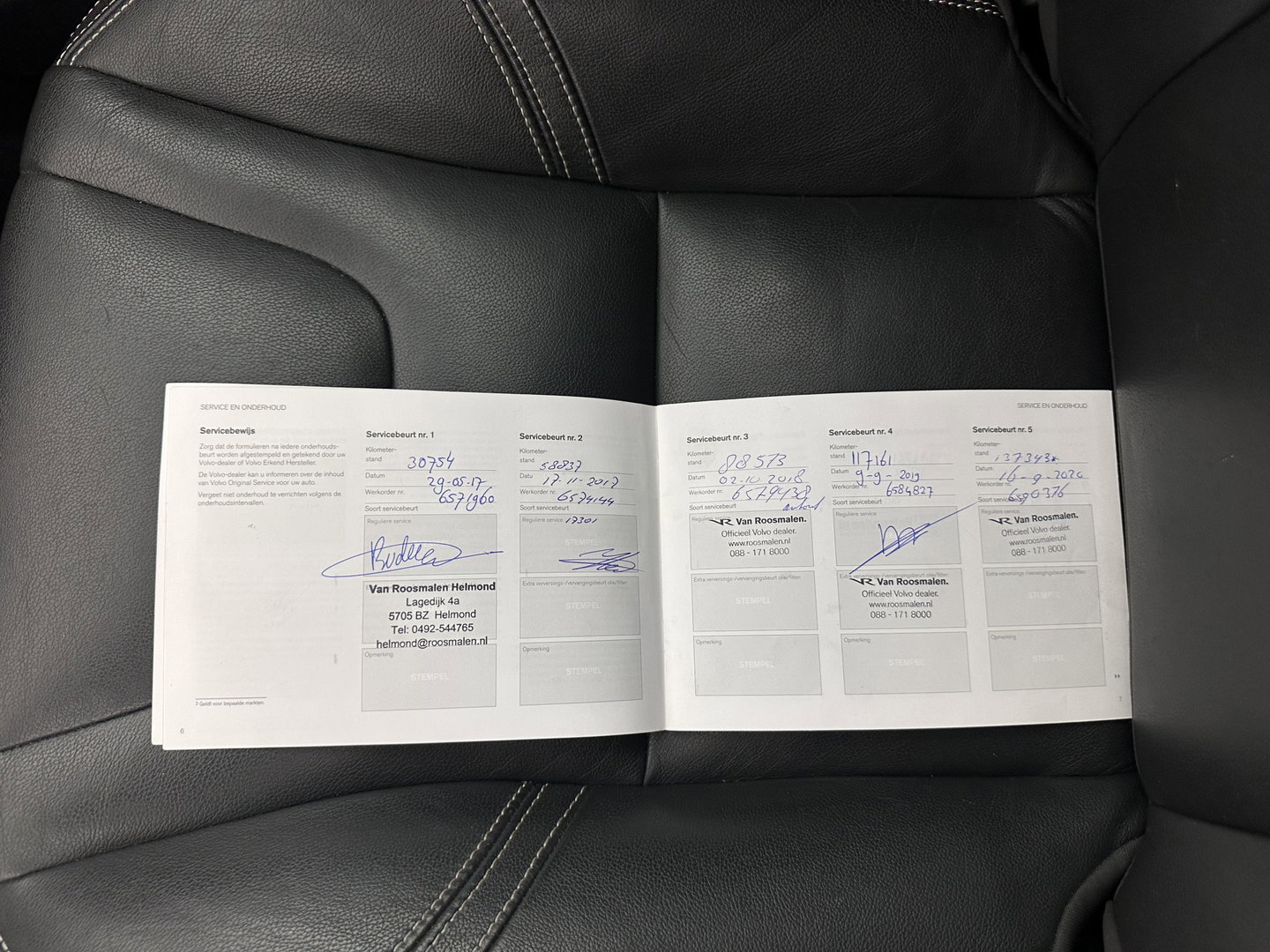 Volvo V60 2.4 D5 Twin Engine Summum Aut. *PANO | LEATHER | ADAPTIVE-CRUISE | XENON | BLIS | MEMORY-PACK | CAMERA | HEATED-COMFORTSEATS | NAVI-FULLMAP | PRIVACY-GLASS | ECC | PDC | 18''ALU | TOWBAR*